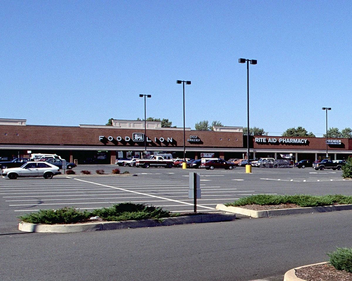 Fredericksburg Shopping Center