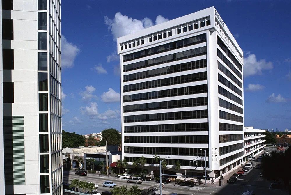 2121 Ponce de Leon Building